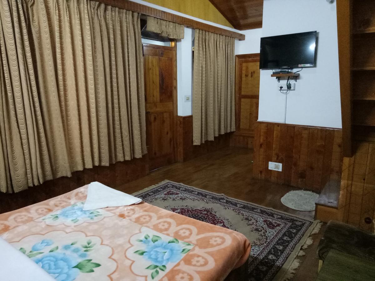 Om-Shanti Villa Manāli エクステリア 写真